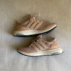 Adidas ultra boost nude 6.5
